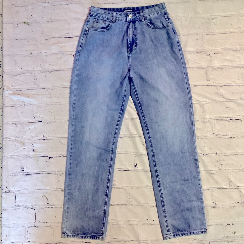 MOMOKROM MENS JEANS.